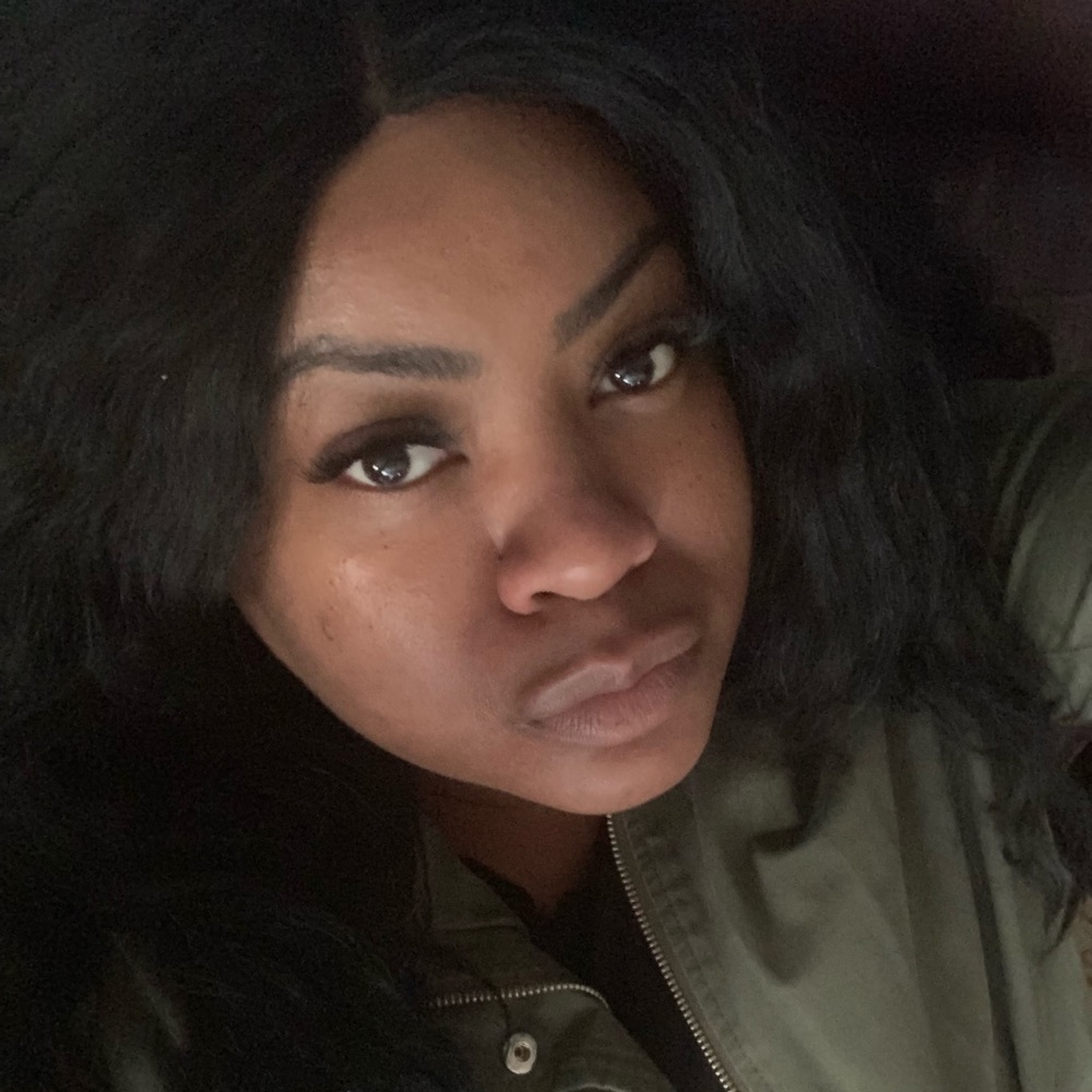 Meet your Posher, Kendra